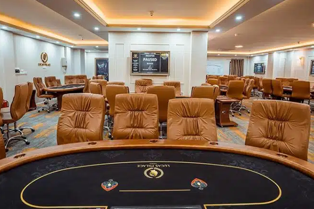 루카스 팰리스 포커 클럽