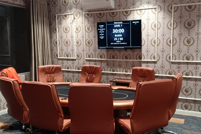 루카스 팰리스 포커 클럽