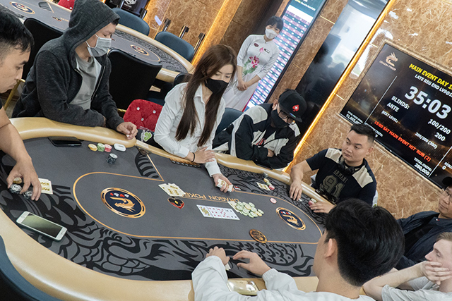 드래곤 포커 클럽