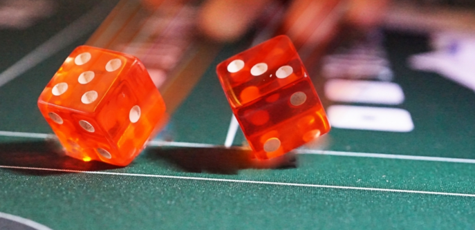 당국, 복싱 챔피언 애드리엔 브로너가 조작된 주사위 게임으로 NBA 선수들 속였다고 주장