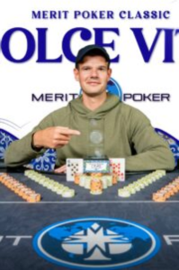 메릿 포커 키프로스 돌체 비타 시리즈 한창 진행 중