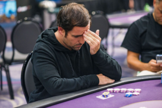 포커 프로 조던 크리스토스, 최대 4년형 선고