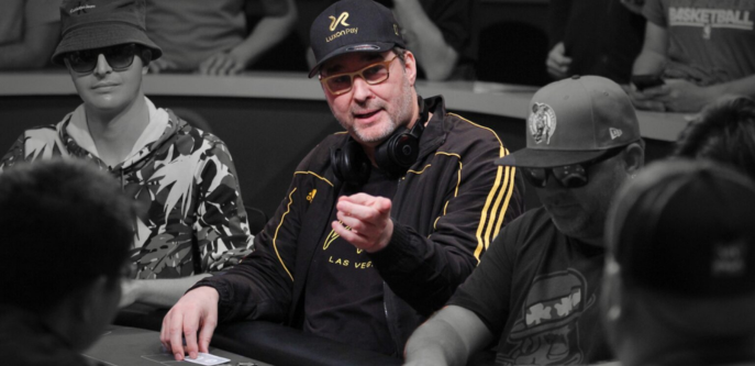 필 헬뮤스가 옳은 말 하고 있는 걸까? 팔찌는 얼마나 많아야 ‘너무 많다’고 할 수 있을까?